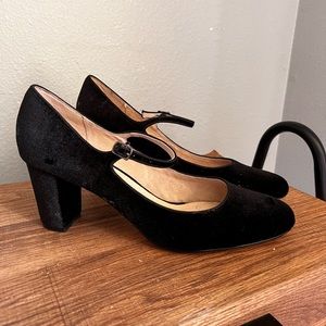 ModCloth -Chelsea Crew Mary Jane heel in velvet black size 41
